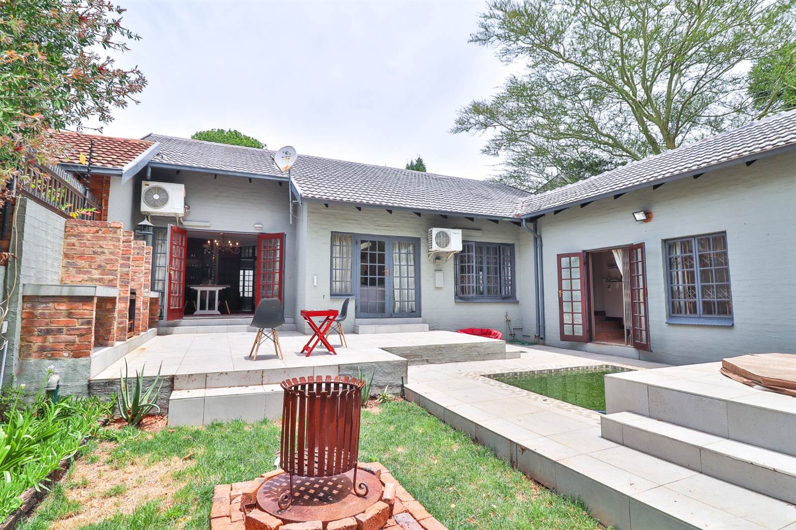 3 Bed House in Groenkloof photo number 1