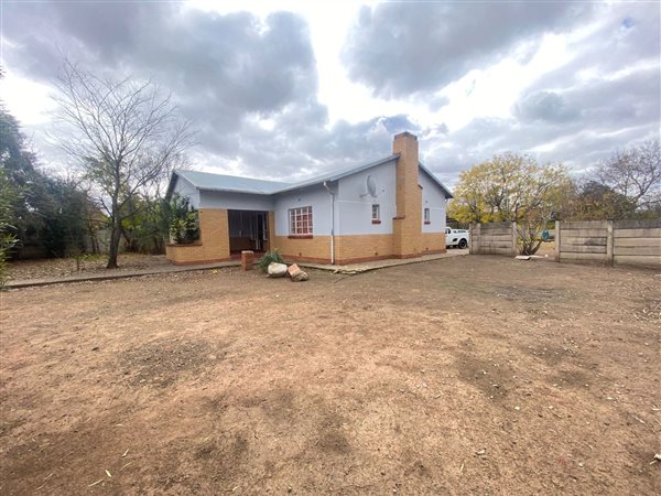 3 Bedroom House 3 Bedroom House