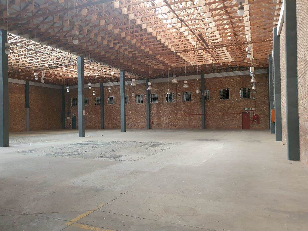 3230  m² Commercial space in Waterfall Estate photo number 12