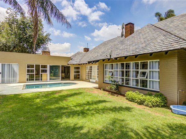 5 Bedroom House