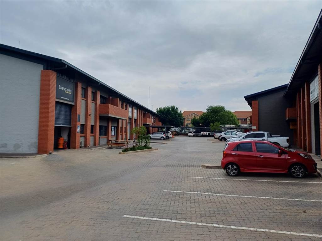 281  m² Industrial space in Highveld Techno Park photo number 1