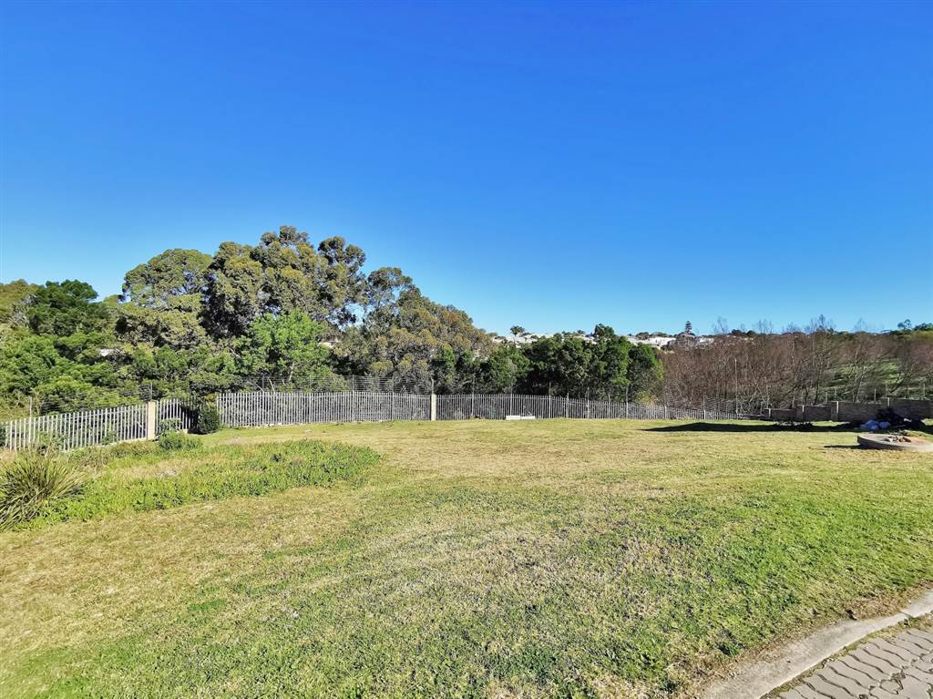 502 m² Land available in Glenroy Park photo number 2