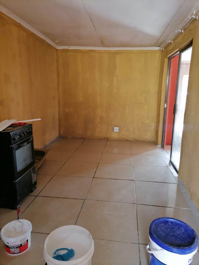 4 Bed House in Mabopane photo number 20