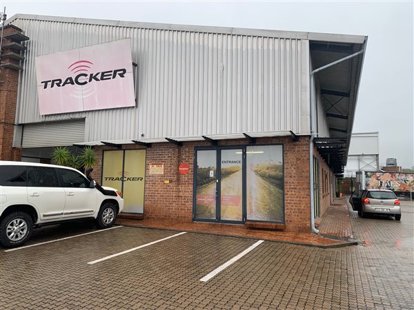 372 m² Industrial space 372 m² Industrial space