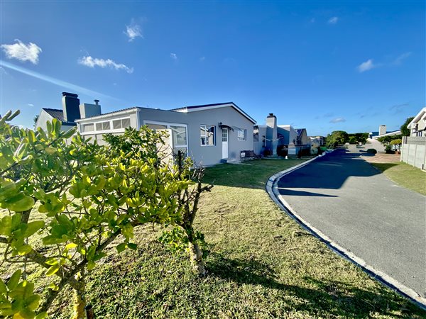3 Bedroom House 3 Bedroom House