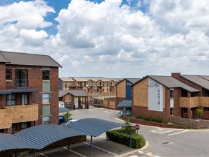 2 Bed Apartment in Alan Manor