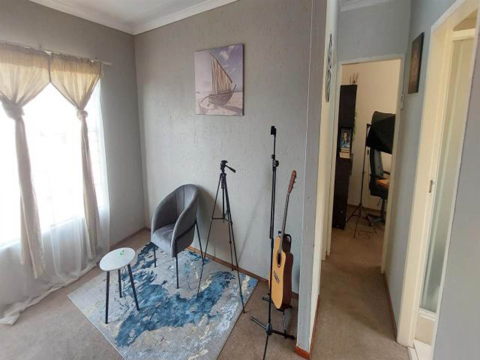 1 Bed Townhouse in Olievenhoutbosch photo number 8