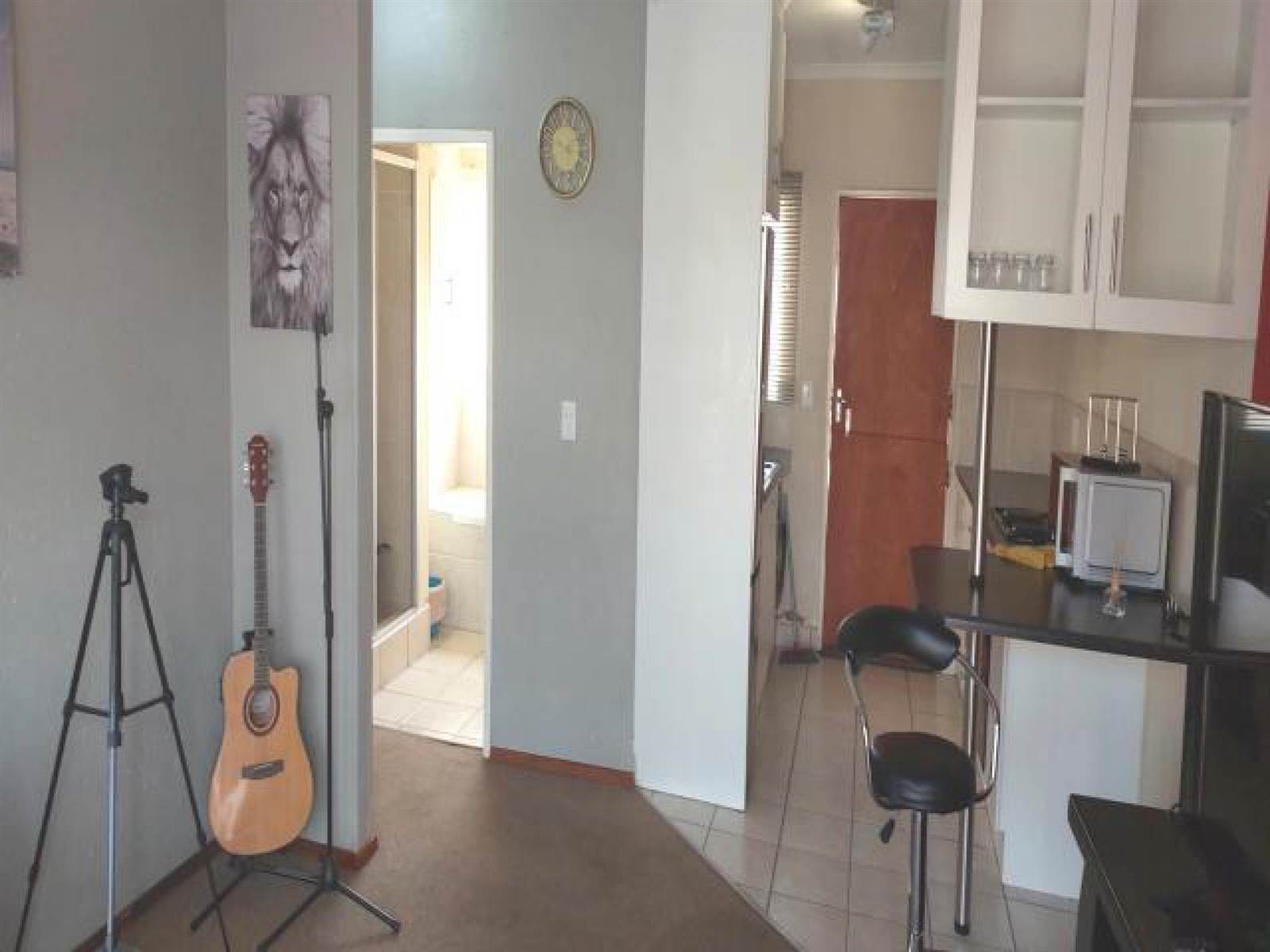 1 Bed Townhouse in Olievenhoutbosch photo number 7