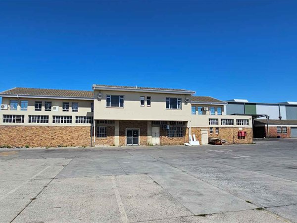 9550  m² Industrial space in Epping