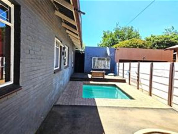 3 Bedroom House 3 Bedroom House