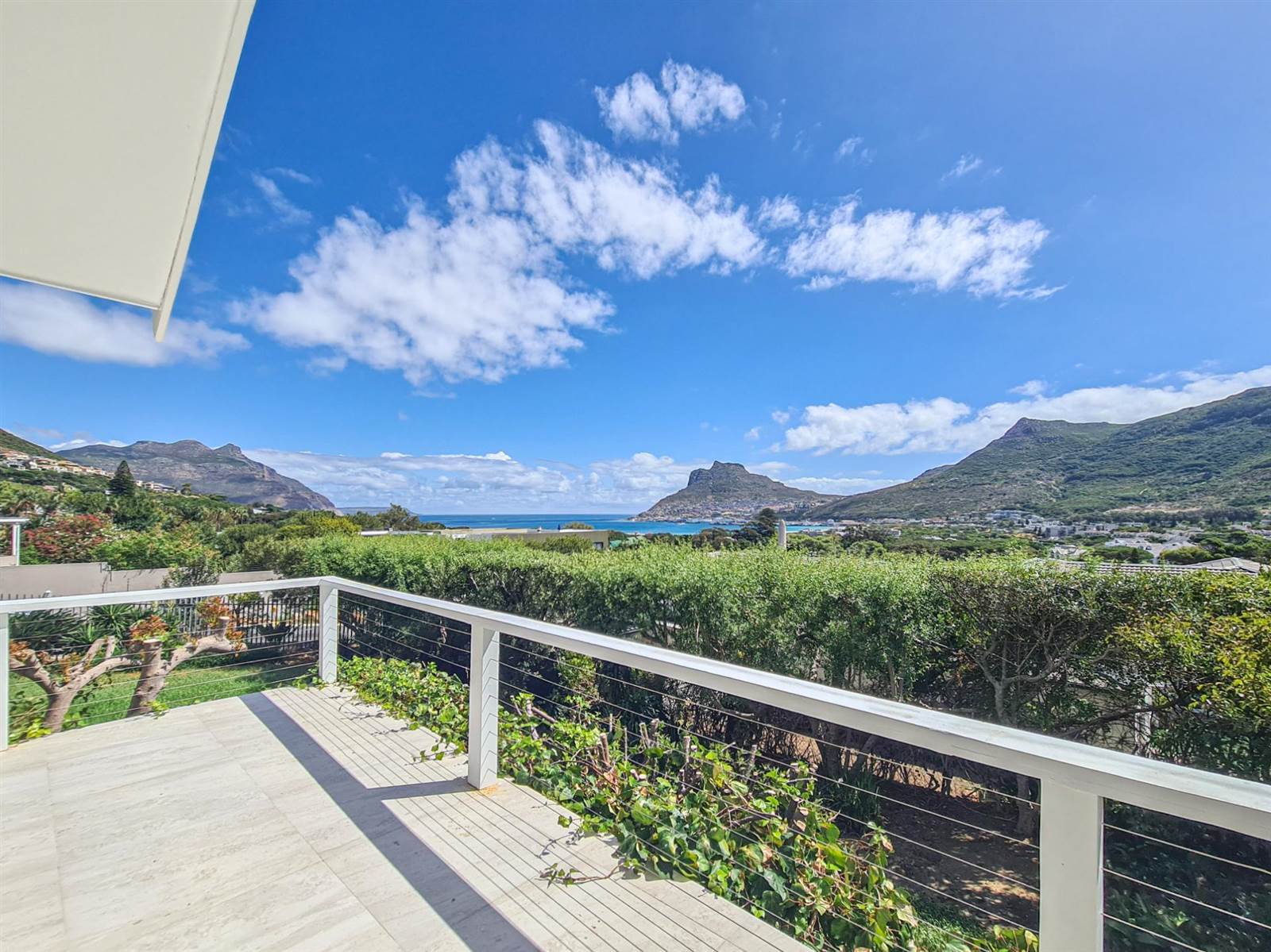 4 Bed House in Hout Bay and surrounds photo number 12