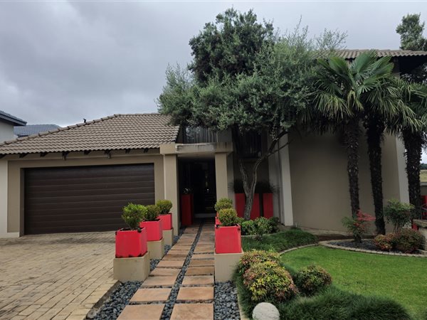 3 Bedroom House 3 Bedroom House