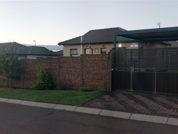 2 Bedroom House 2 Bedroom House