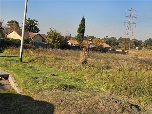 800 m² Land available in Brakpan North