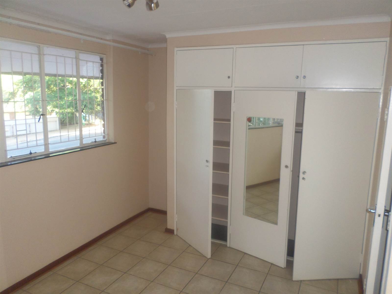 4 Bed Townhouse in Polokwane Central photo number 11