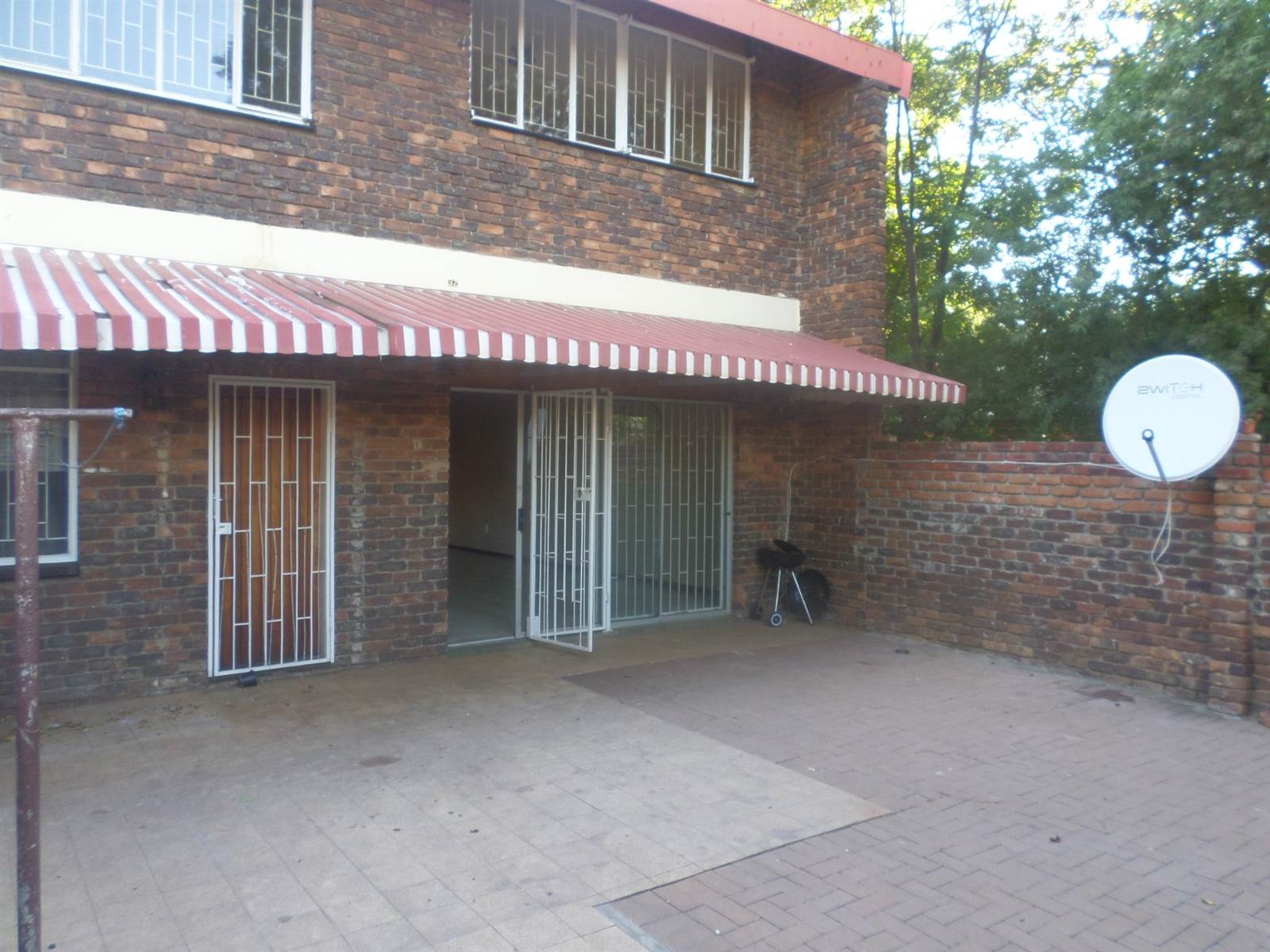 4 Bed Townhouse in Polokwane Central photo number 3