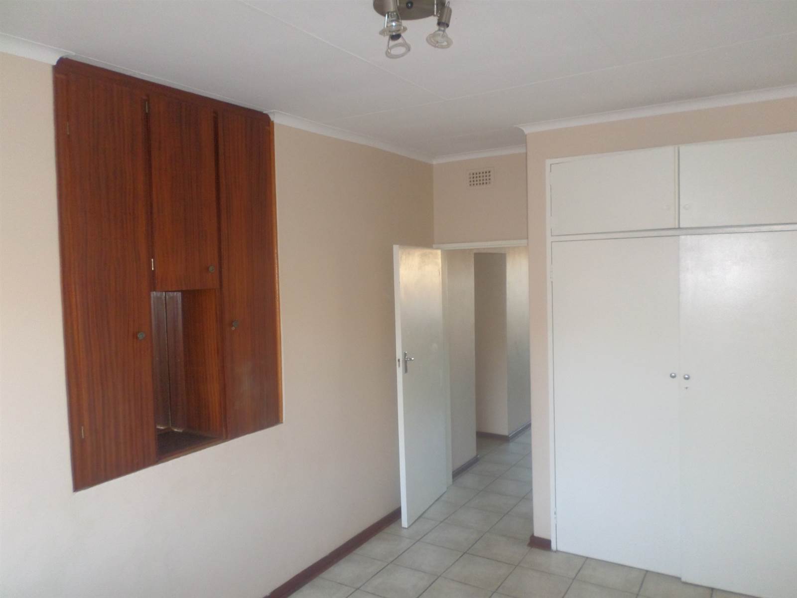 4 Bed Townhouse in Polokwane Central photo number 12