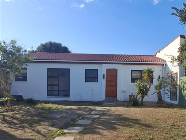 3 Bedroom House 3 Bedroom House