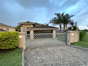 3 Bed Duet in Birdswood