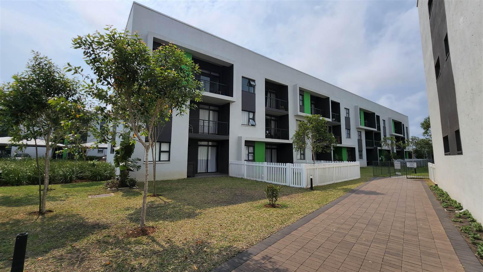 2 Bed Apartment in Ballito photo number 29