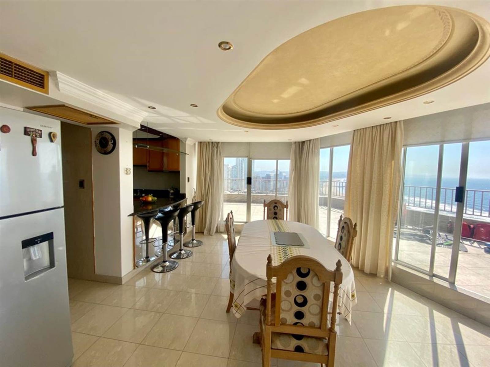 6 Bed Apartment in South Beach photo number 8