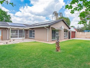 4 Bed House in Doringkloof