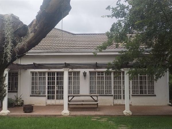 3 Bedroom Townhouse 3 Bedroom Townhouse