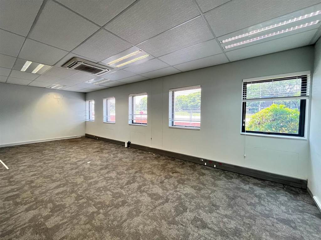 220  m² Commercial space in Fourways photo number 14