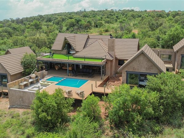 5 Bedroom House 5 Bedroom House