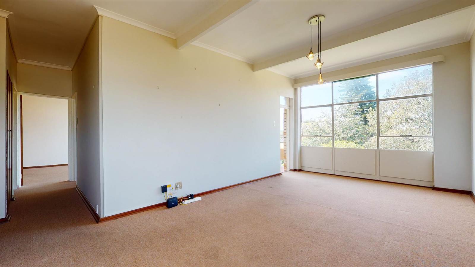 2 Bed Apartment in Walmer photo number 2