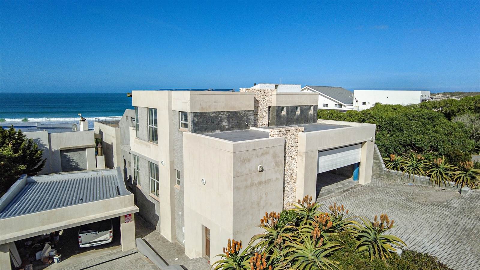 6 Bed House in Arniston photo number 15