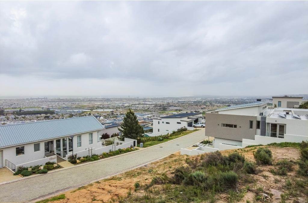 760 m² Land available in Fairhaven Country Estate photo number 11