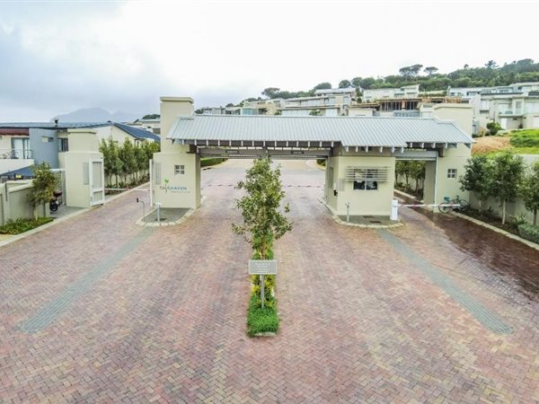 760 m² Land available in Fairhaven Country Estate