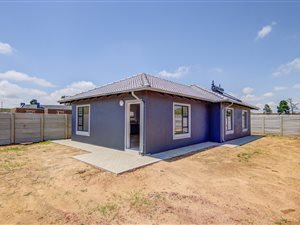 3 Bed House in Cloverdene