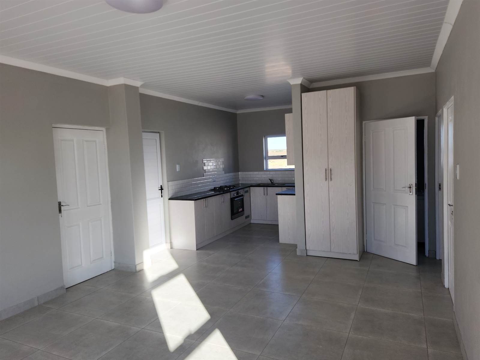 2 Bed House in Strandfontein and surrounds photo number 5