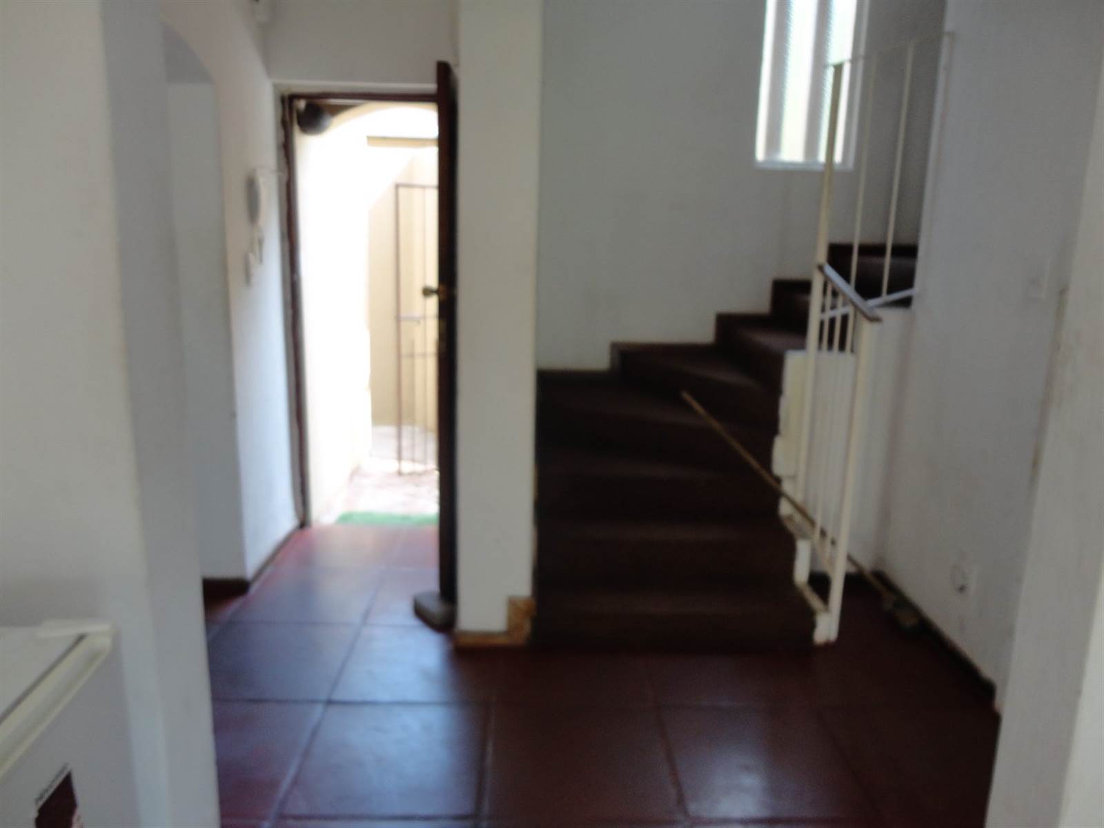 3 Bed Apartment in Malanshof photo number 16