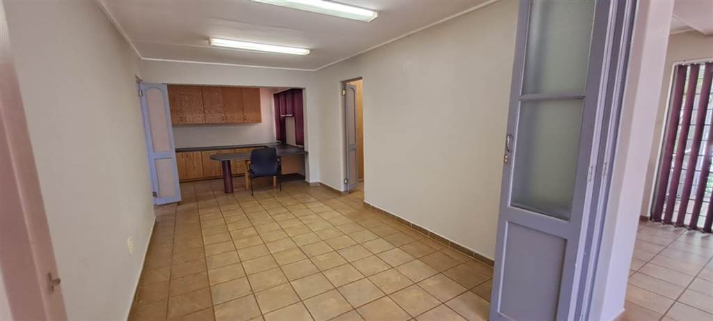 99  m² Office Space in Louis Trichardt photo number 7