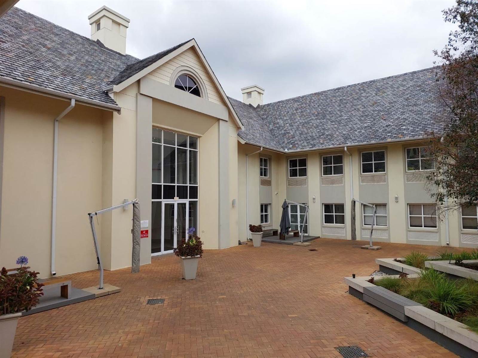 690  m² Commercial space in Bryanston photo number 10