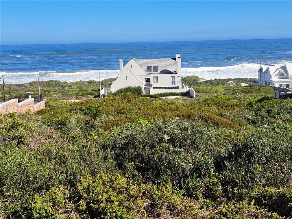 640 m² Land available in Yzerfontein photo number 1