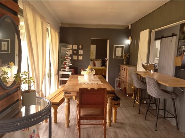 5 691 m² Smallholding