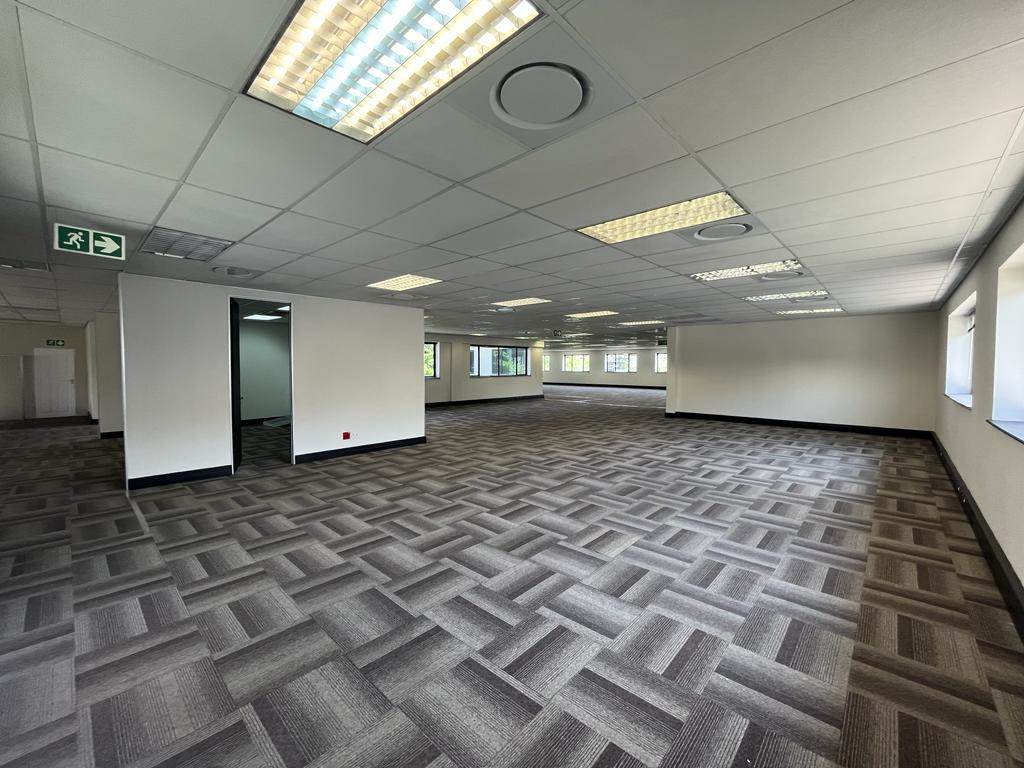 1691  m² Commercial space in Bryanston photo number 14