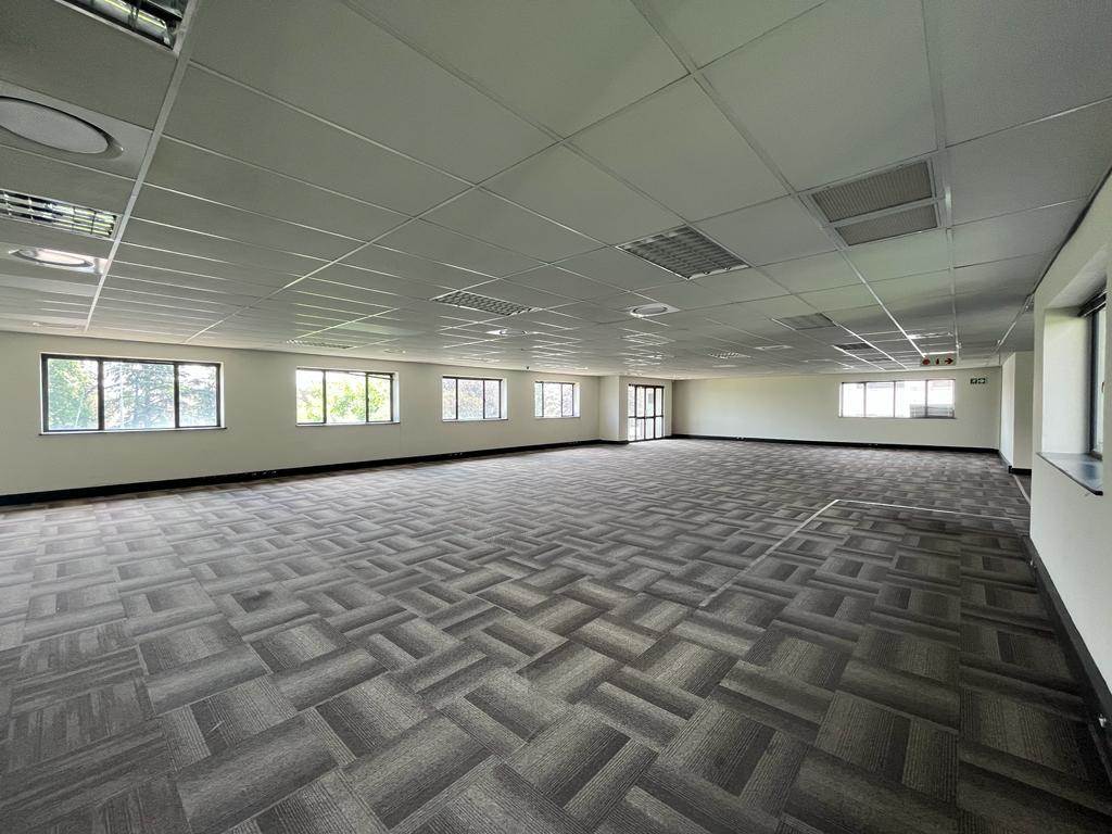1691  m² Commercial space in Bryanston photo number 11
