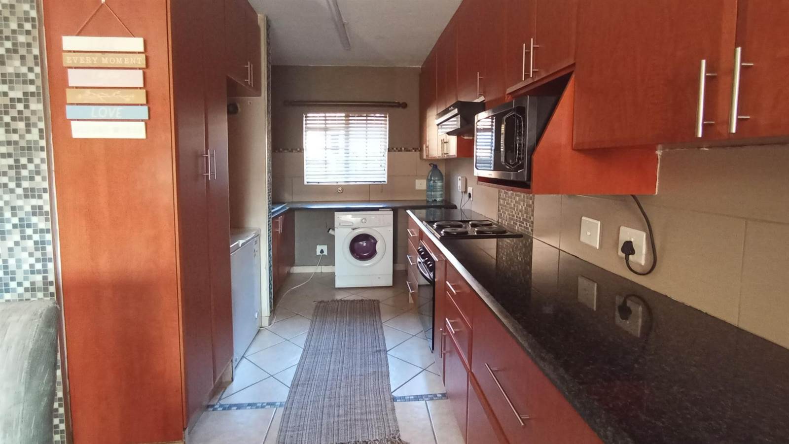 3 Bed Townhouse in Raslouw AH photo number 15