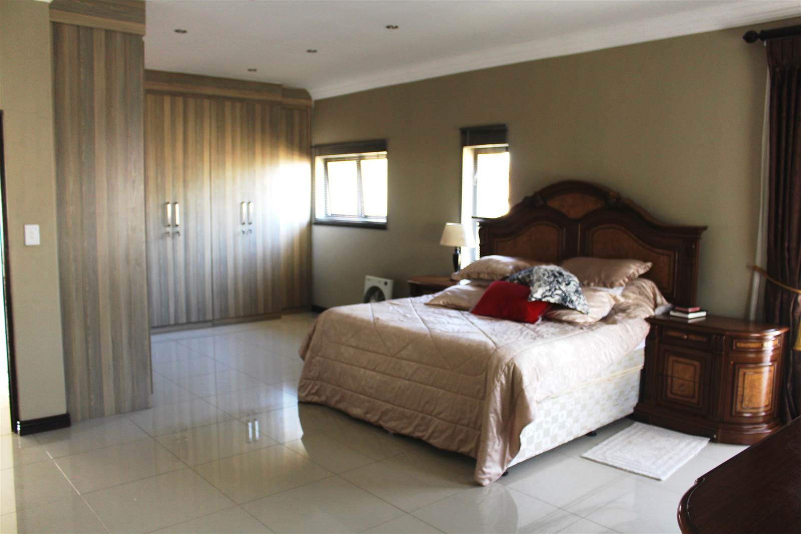 5 Bed House in Zambezi Country Estate photo number 16