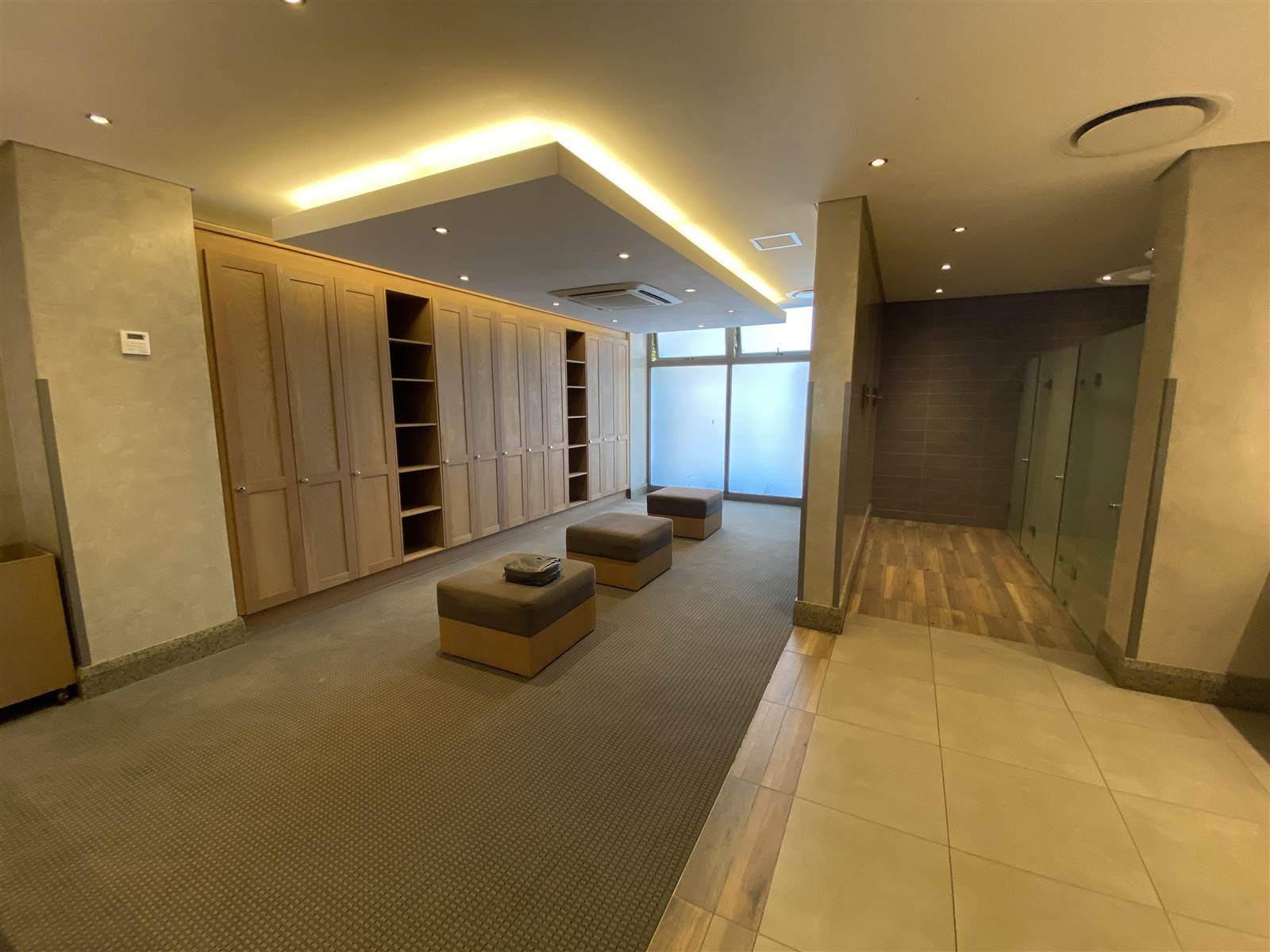 536  m² Commercial space in Waterfall Estate photo number 14