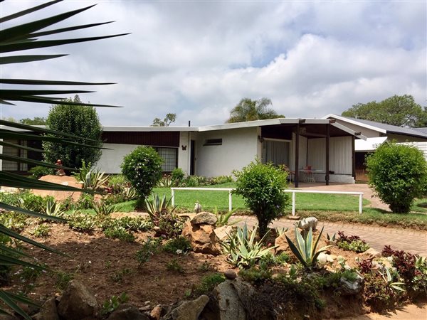3 Bedroom House 3 Bedroom House