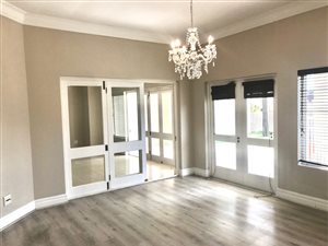 5 Bed House in Erasmusrand