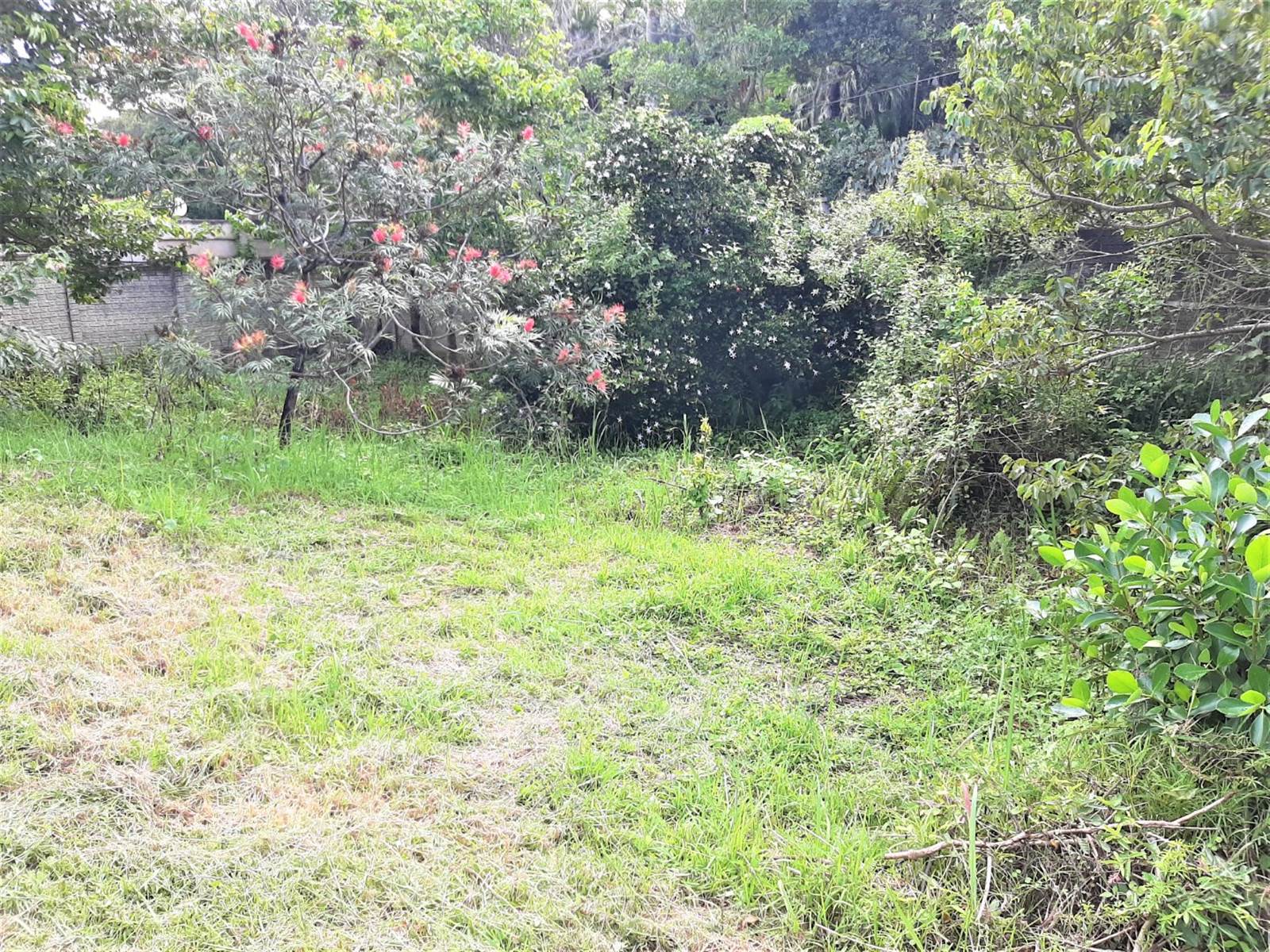 1638 m² Land available in Port Edward photo number 4