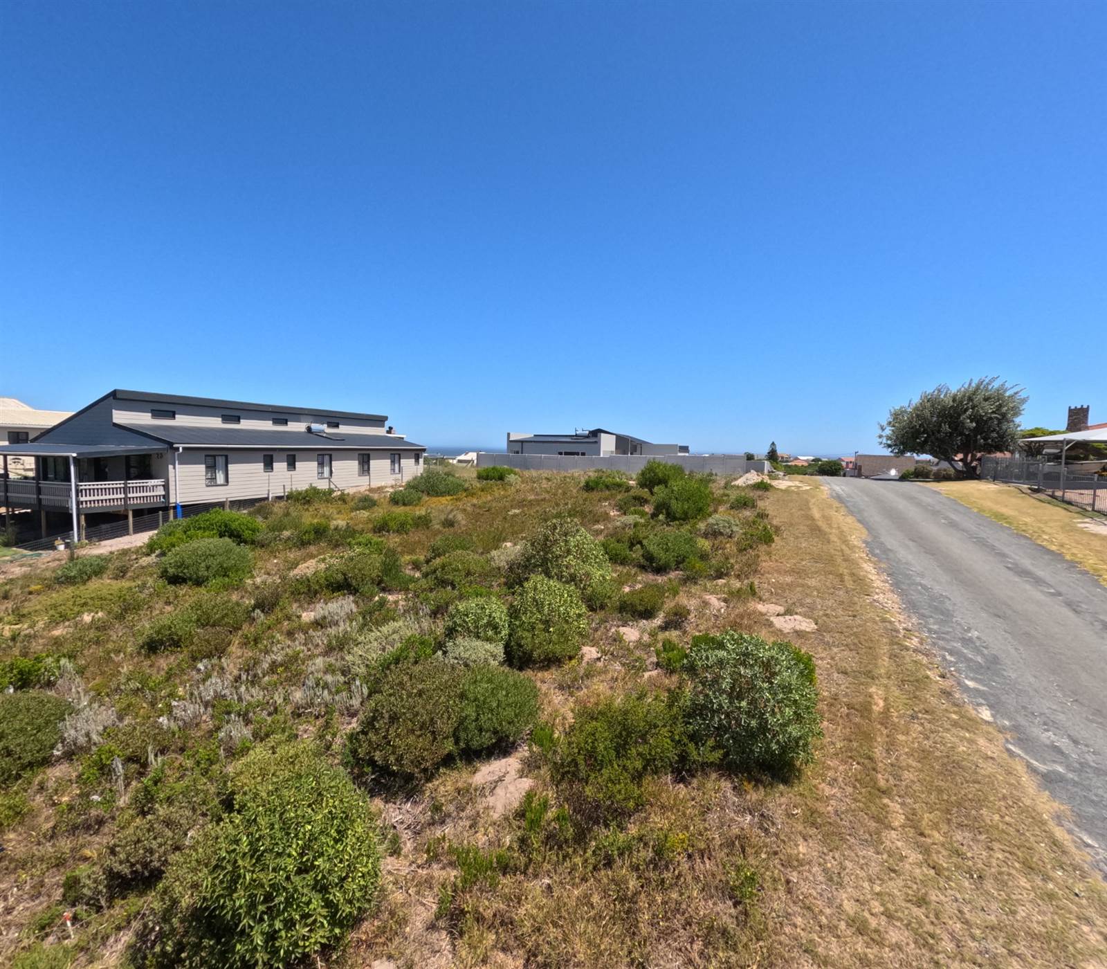 875 m² Land available in Franskraal photo number 2