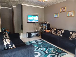 3 Bed House in Bombay Heights